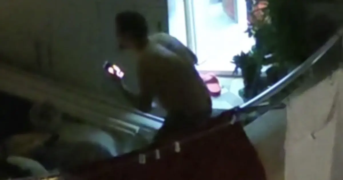 Dehşet saçtı: "Kendimi ve evi yakacağım"