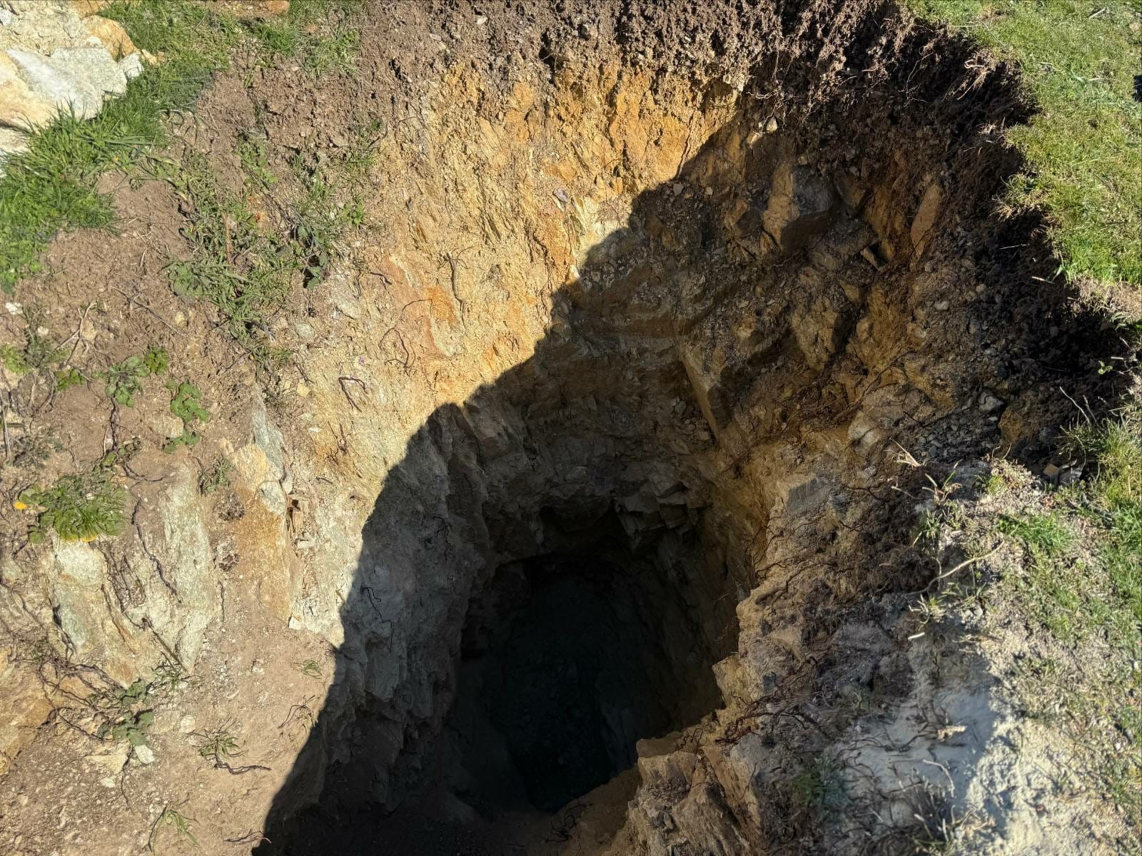 Suçüstü yakalanan define avcıları gözaltına alındı