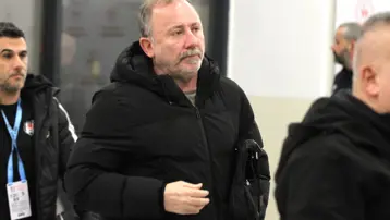 Sergen Yalçın maç sonu rahatsızlandı. Basın toplantısına yardımcısı katıldı