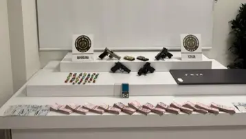İstanbul'da eve uyuşturucu baskını
