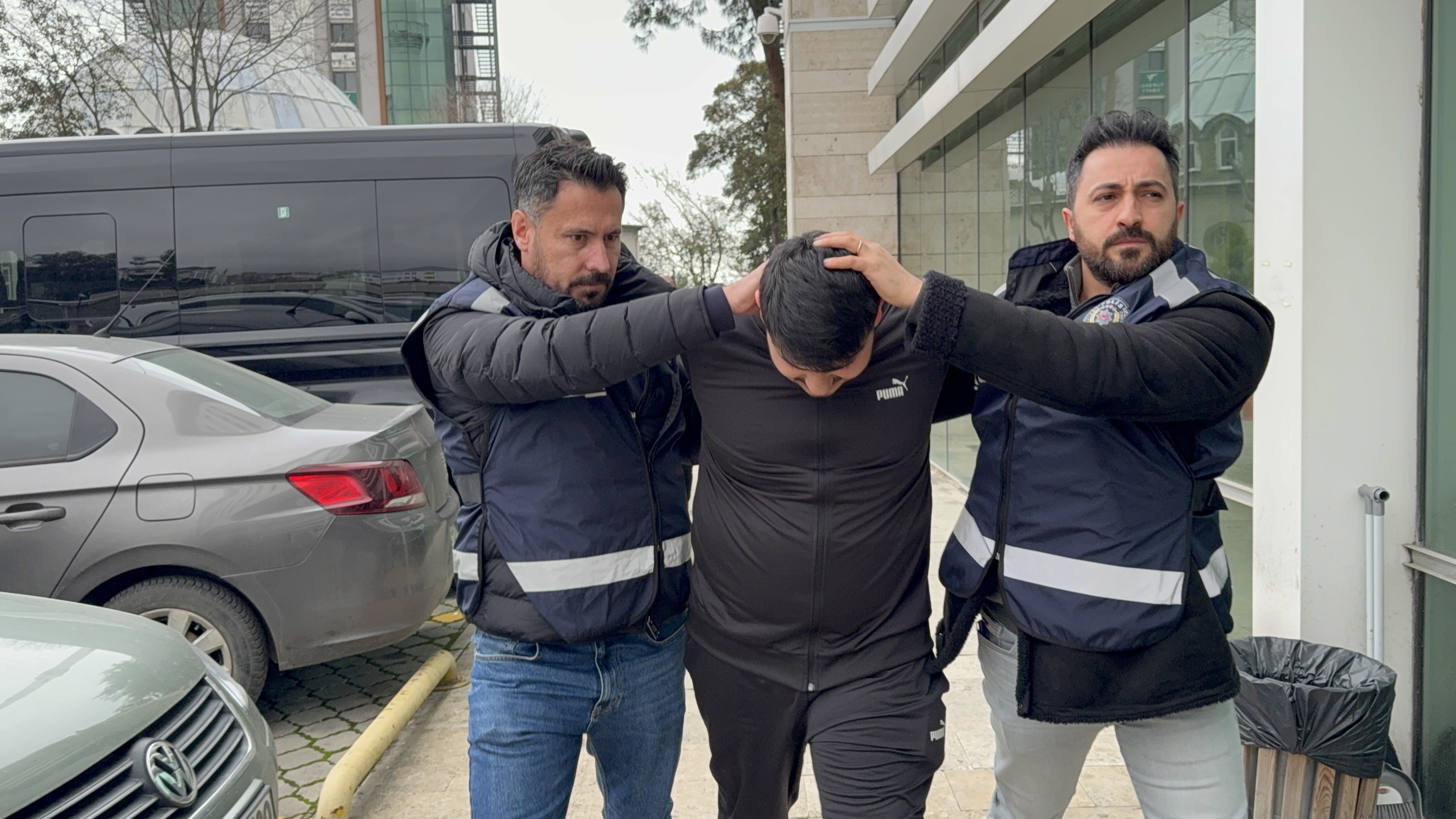 Cinayetten 10 yıl hapis cezası aldı. "Seneye görüşürüz" dedi