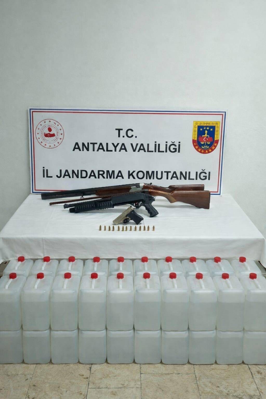 Antalya kaçak alkol operasyonu. 160 litre ele geçirildi