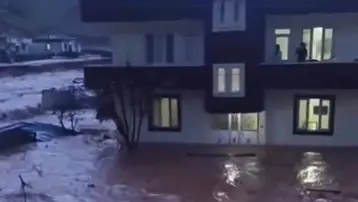 Şırnak’ta sağanak sele neden oldu, evleri su bastı