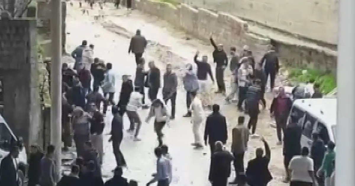 Bayram günü mahalle kavgası: 3 ölü, 22 yaralı