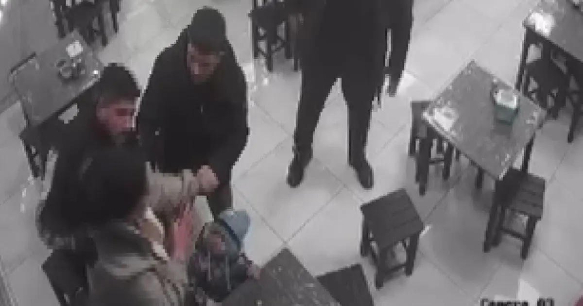 Gaziantep'te kahraman esnaf: Müşterisini boğulmaktan kurtardı