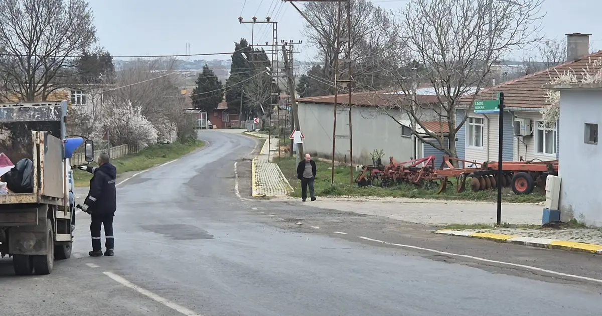 Türkiye'de eşi benzeri yok. Aile reisleri birbirine girince nüfus memuru tek başına karar vermiş