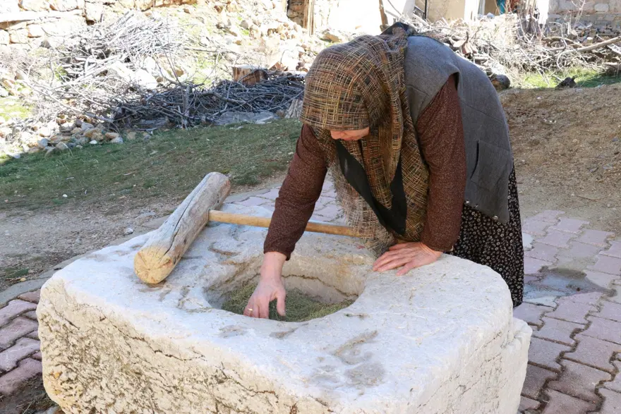 300 yıldır sapasağlam duruyor. Köyün ortak mirası oldu 300 yıldır sapasağlam duruyor. Köyün ortak mirası oldu