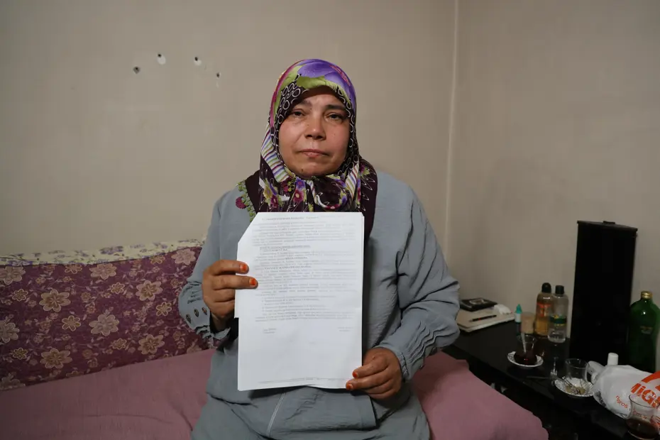 Sosyal medyaya düştü. Platonik aşkının peşinden gitti, annesi endişeli