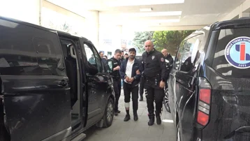 Erkek arkadaşıyla bebek sahibi oldu, kardeşleri hastaneyi bastı