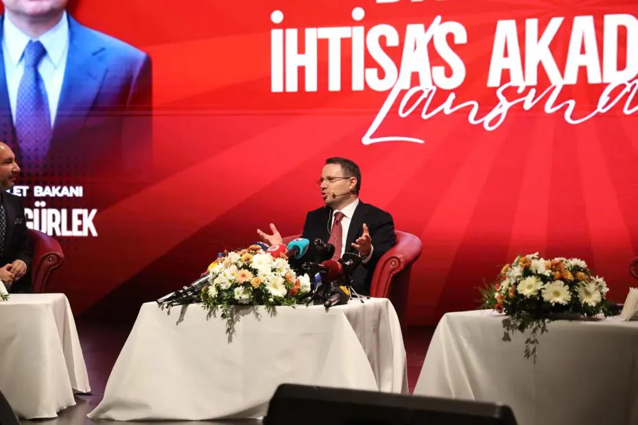 Platformlar kabul etti, sosyal medyada TC kimlik numaralı dönem başlıyor