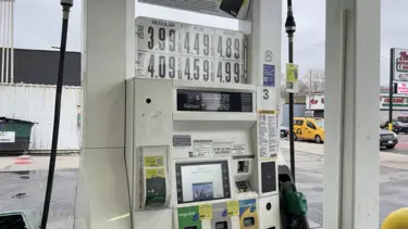 ABD'de benzin fiyatı 4 yıldır birinci kez 4 doların üzerinde