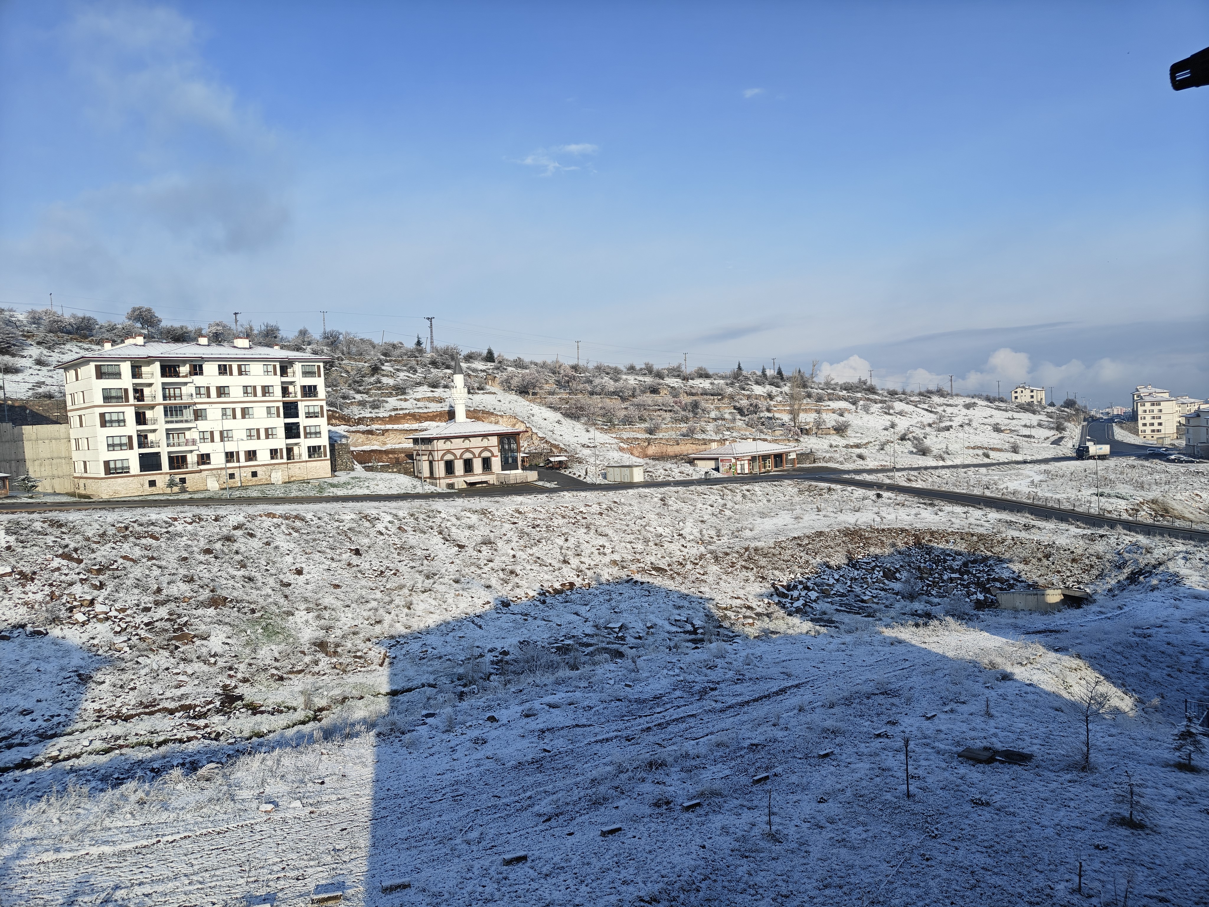 Kayseri baharda beyaza büründü