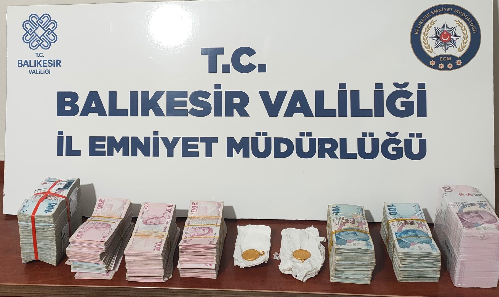 Sahte altın sattı 217 bin TL vurgun yaptı