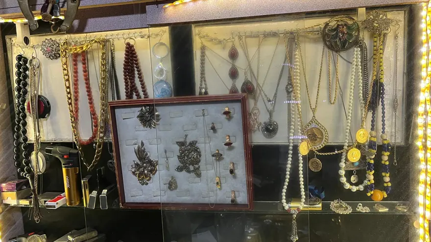 Ustası bile zor ayırt ediyor. Bir gram altının birebir sahtesini yapıyorlar 2 Ustası bile zor ayırt ediyor. Bir gram altının birebir sahtesini yapıyorlar 2