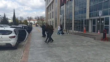 Uşak’ta uyuşturucu operasyonu: 3 tutuklama