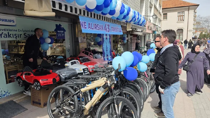 Kütahya'da 24 yıl sonra gelen şampiyonluk coşkusu. "Ne alırsan 43 TL taksitle" 3