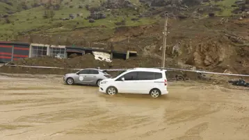 Bitlis'te kuvvetli yağışların ardından heyelan