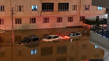 Mardin’de bazı ev ve işyerlerini su bastı