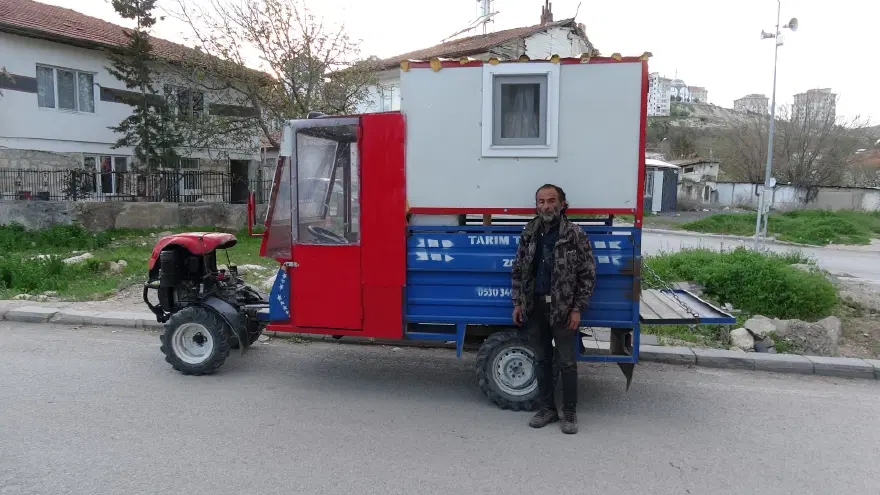 Çapa motorundan karavan yaptı. Tek derdi banyo 