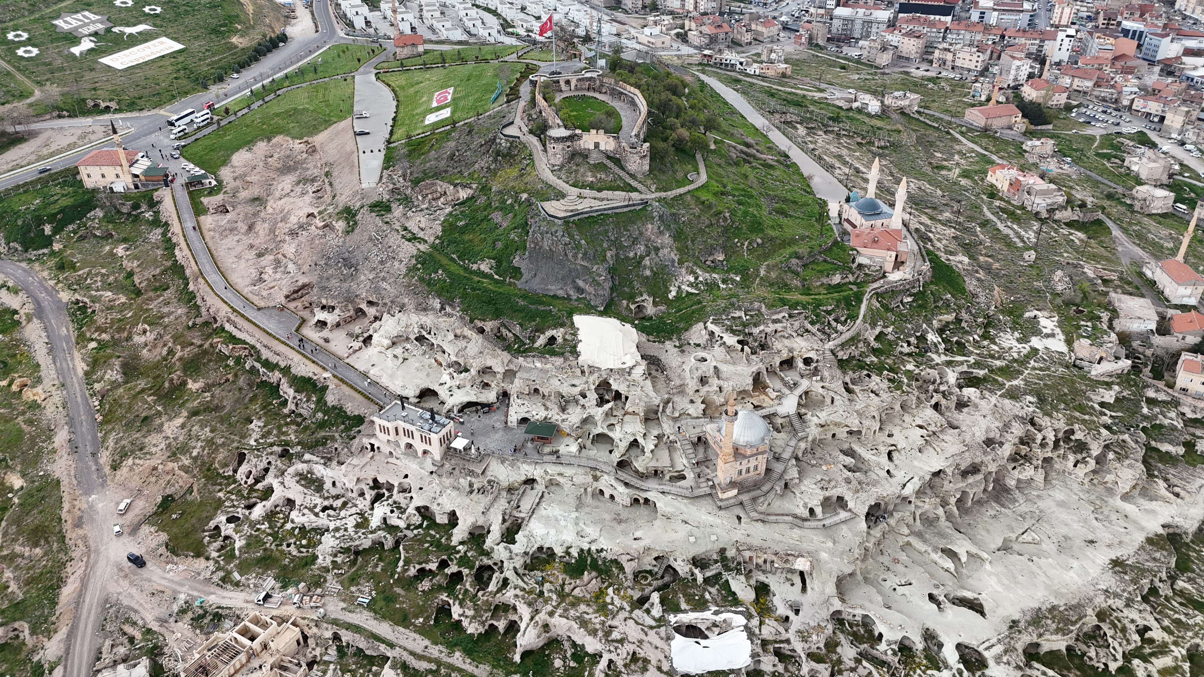 Milyonlarca turistin favori noktalarından biriydi. İsmi değişiyor