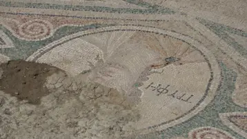 "Çingene Kızı"na rakip geliyor. Kaçak kazıda ortaya çıktı, İkinci Zeugma heyecanı