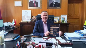 Belediye meclisinde kabul edildi. 10 çocuk yapana sıfır araç hediye