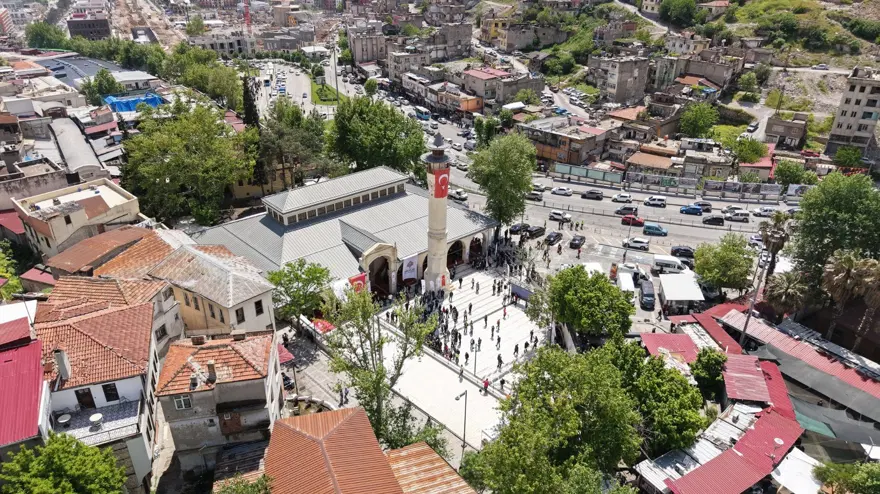 583 yıllık cami yeniden ibadete açıldı 2