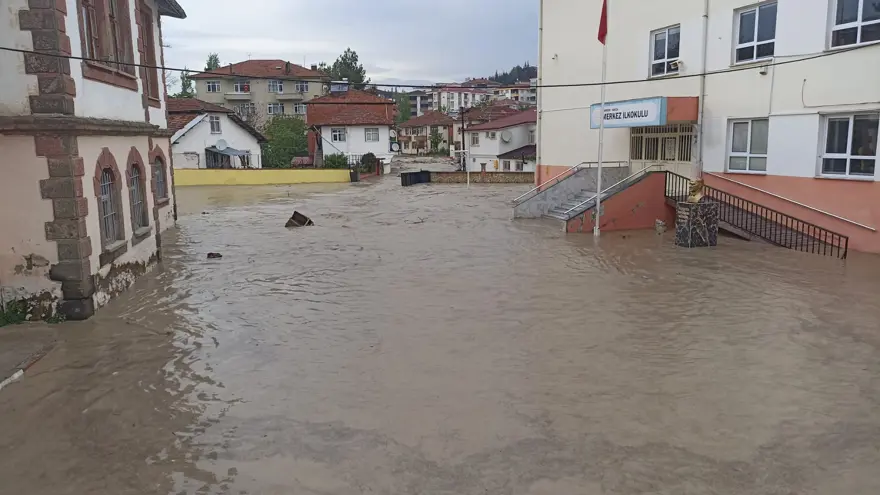 EĞİTİME ARA VERİLDİ 4