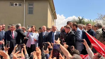 AK Parti'ye katılan Burcu Köksal: AK Parti'de hizmet etmeye devam edeceğim
