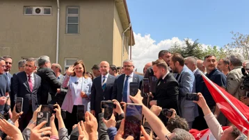 AK Parti'ye katılan Burcu Köksal: AK Parti'de hizmet etmeye devam edeceğim