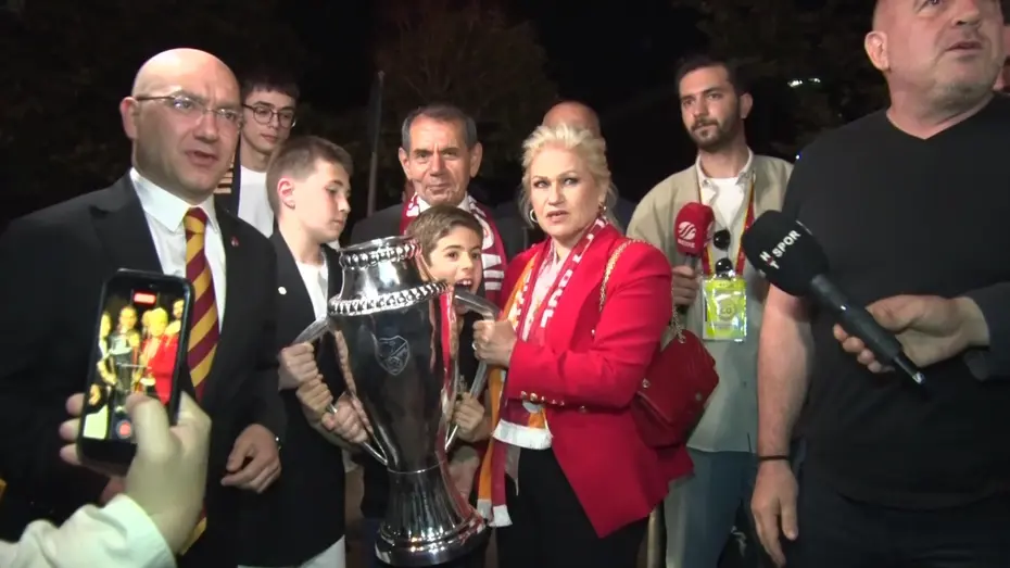 Dursun Özbek'ten Icardi açıklaması. 