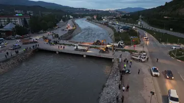 Tokat'ta sel riskini artıran köprü yıkılacak