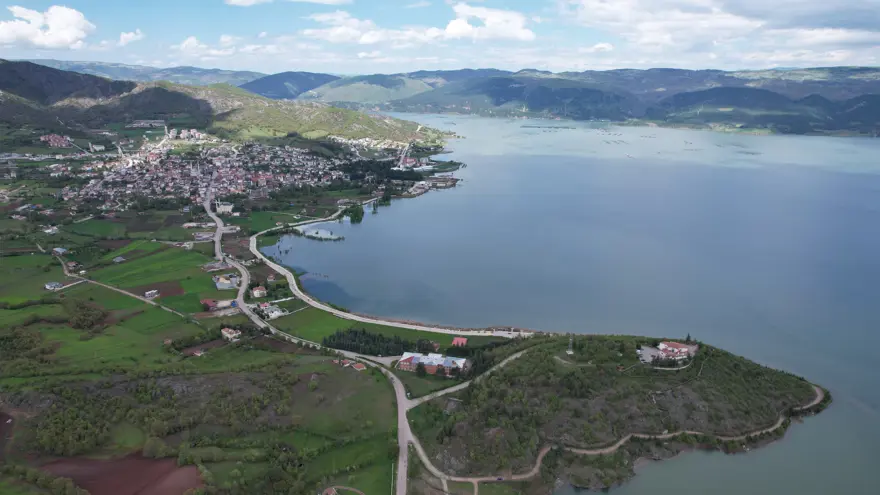 Tokat ve Amasya'da "baraj" alarmı. Evler tahliye edildi, 12 kilometre yığınak yapıldı 