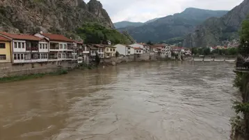 Bir hafta önce taşkınlar yaşanıyordu. Debi 130 metreküpe kadar düştü