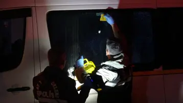 Taksiye biner binmez silahlı saldırıya uğradı