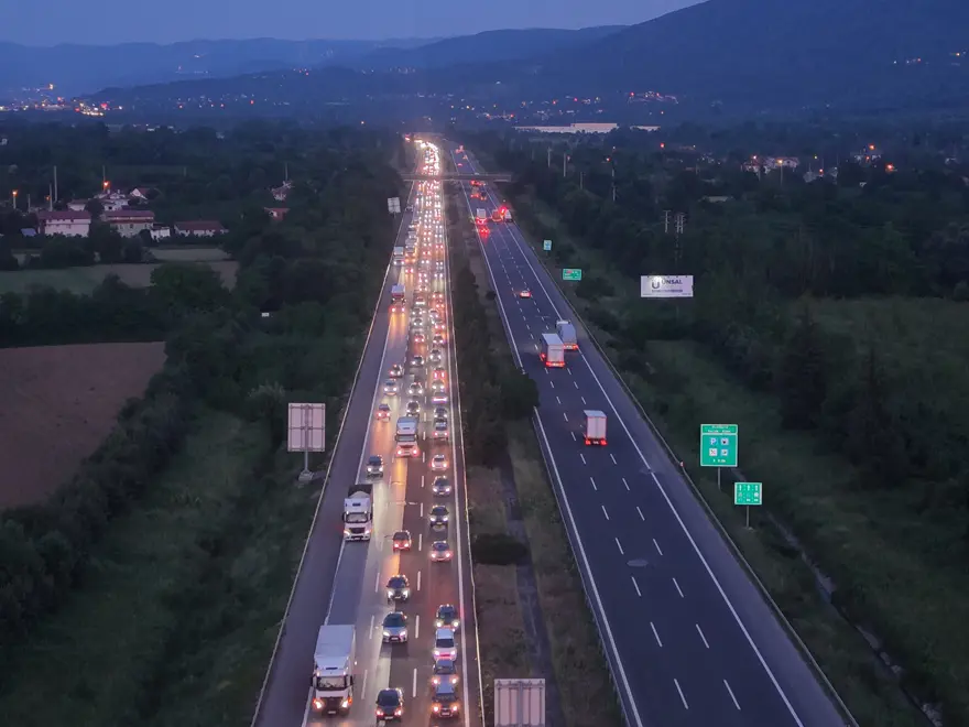 Bayram bitti trafik bitmedi gorsel
