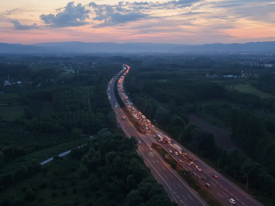 Bayram bitti trafik bitmedi gorsel