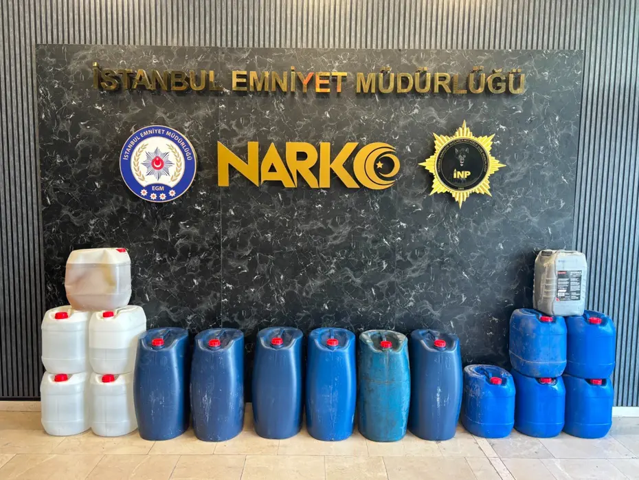 İstanbul'da uyuşturucu sevkiyatına baskın