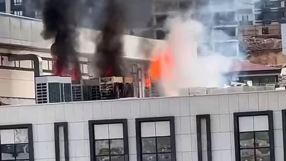 Hükümet konağında korkutan yangın