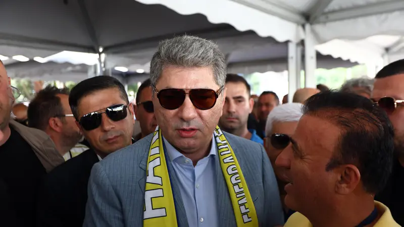 Hakan Safi: "Seçimden sonra da transferlere devam edeceğiz"