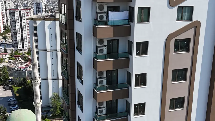 Bir evde 6 klima var! Adana aşırı sıcakla mücadele etmeye çalışıyor 2