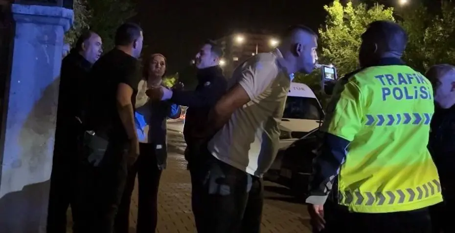 Kaçan alkollü sürücü evinin önünde yakalandı. 432 bin TL para cezası yazıldı