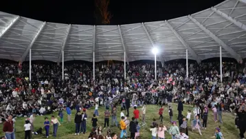 Tortum Şelalesi Festivali'nde renkli ve coşkulu anlar yaşandı