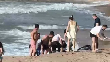 Denizde boğulma tehlikesi geçiren 2 kişi kurtarıldı
