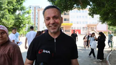 Bir kez daha sınava girdi. "10 üniversite bitirince bırakacağım, bu sene hedefim gastronomi"