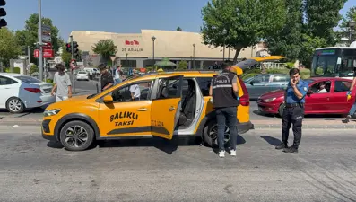 Taksiciler arasında yolcu anlaşmazlığı nedeniyle bıçaklı kavga. 6 yaralı
