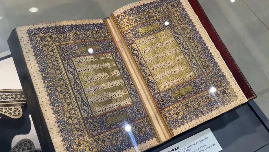 Osmanlı'nın mukaddes emanetleri Samsun'da sergileniyor