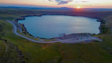 Bozkırın ortasında saklı cennet. Hem kamp hem plaj keyfi bir arada