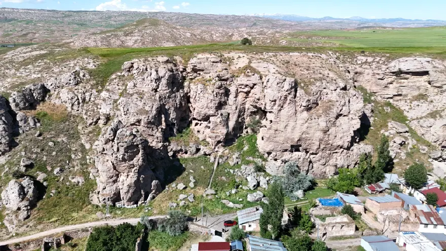 "100'E YAKIN MAĞARA BULUNUYOR" 3 "100'E YAKIN MAĞARA BULUNUYOR" 3