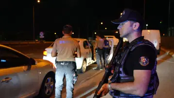 NATO zirvesi öncesi Bolu'da sıkı denetimler. Araçlar tek tek durduruluyor
